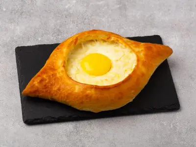 Хачапури по-аджарски