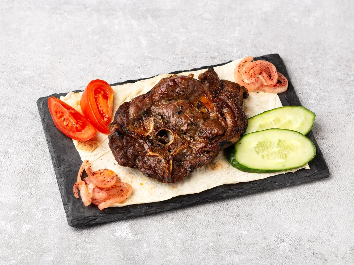 Шашлык из баранины на косточке 