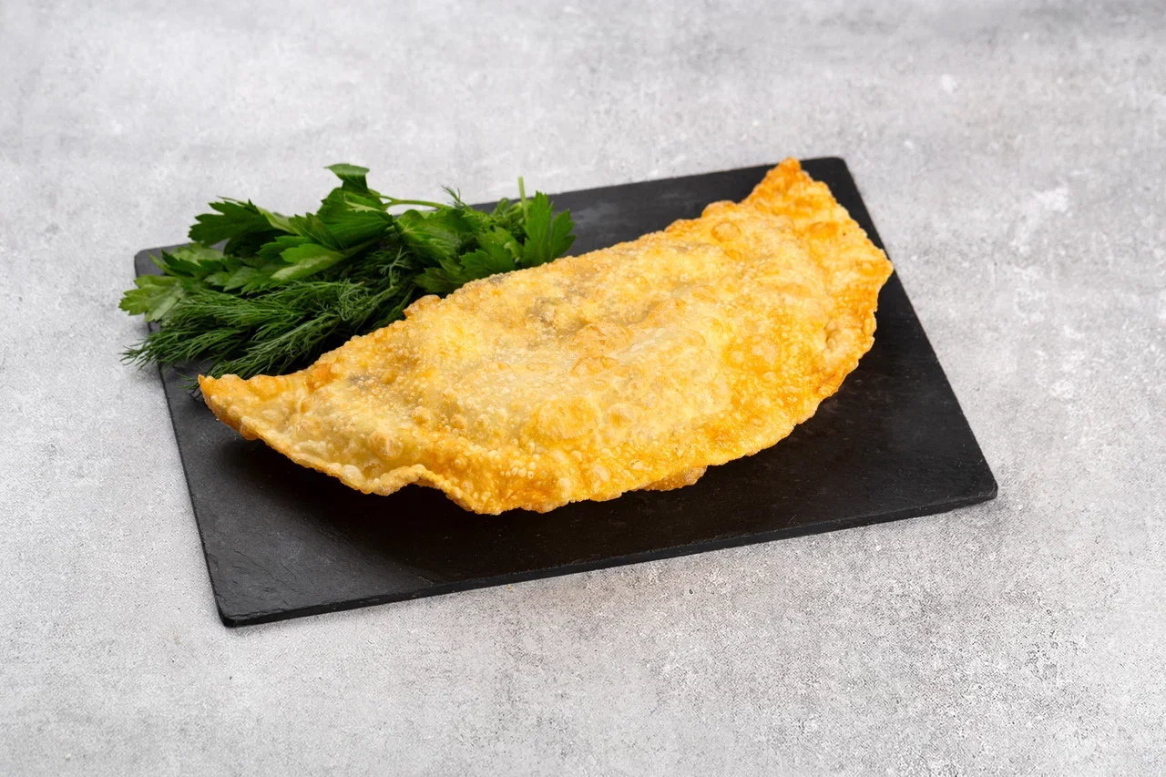 Чебурек с зеленью и сыром